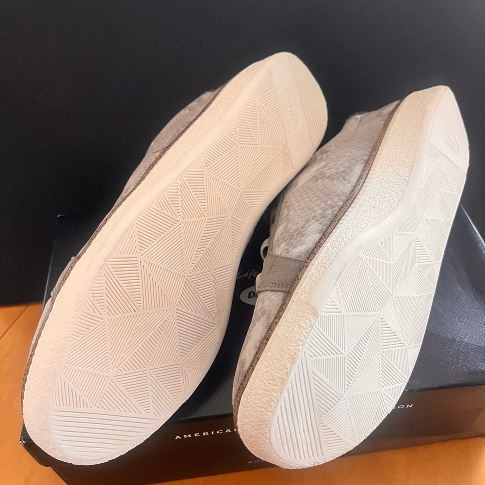 Dr. Scholl's Gray Snakeskin Step-In Athletic Shoes - Picture 8 of 8
